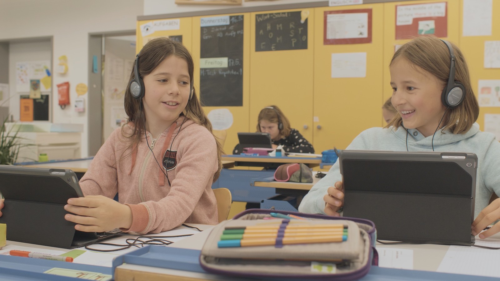 hiStory - Eine Lern Web-App vermittelt Primarschülern die Geschichte des Zürcher Mittelalters