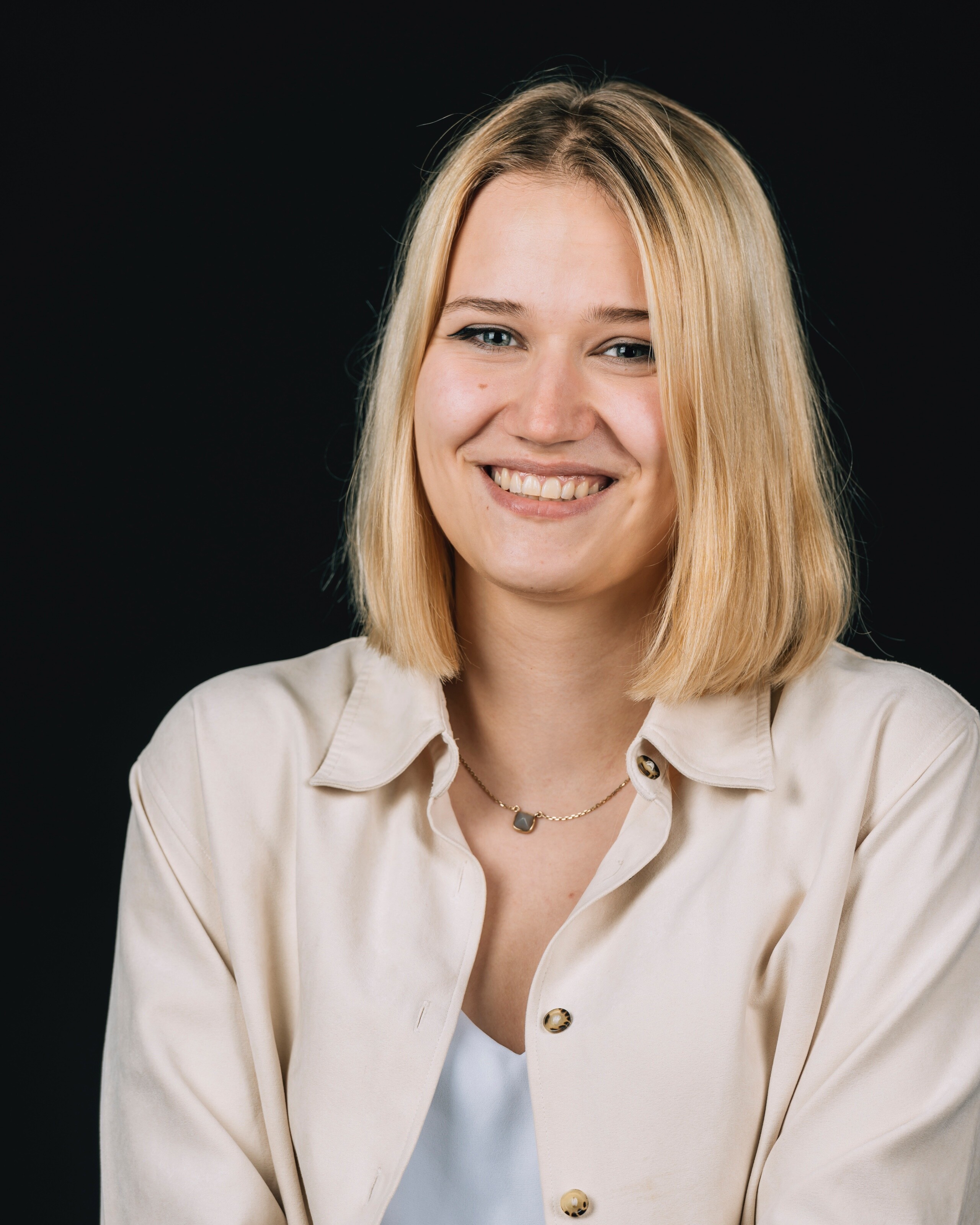 Jasmine Jacot-Descombes (© Ann Ziegler)