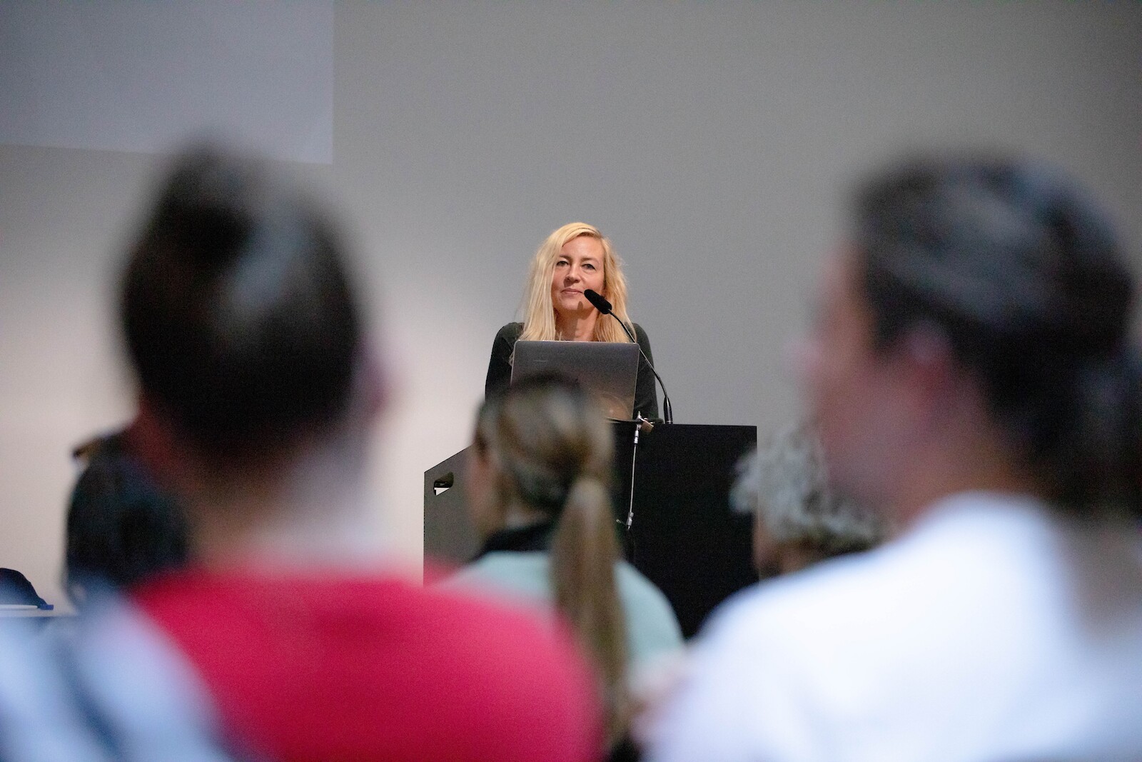 Zu Gast bei Cast: Barbara Miller ©Maher Akraa